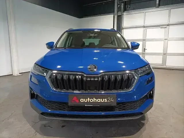 Gebraucht Skoda Karoq Tour 150 PS (110 kW) 2023 Blau SUV