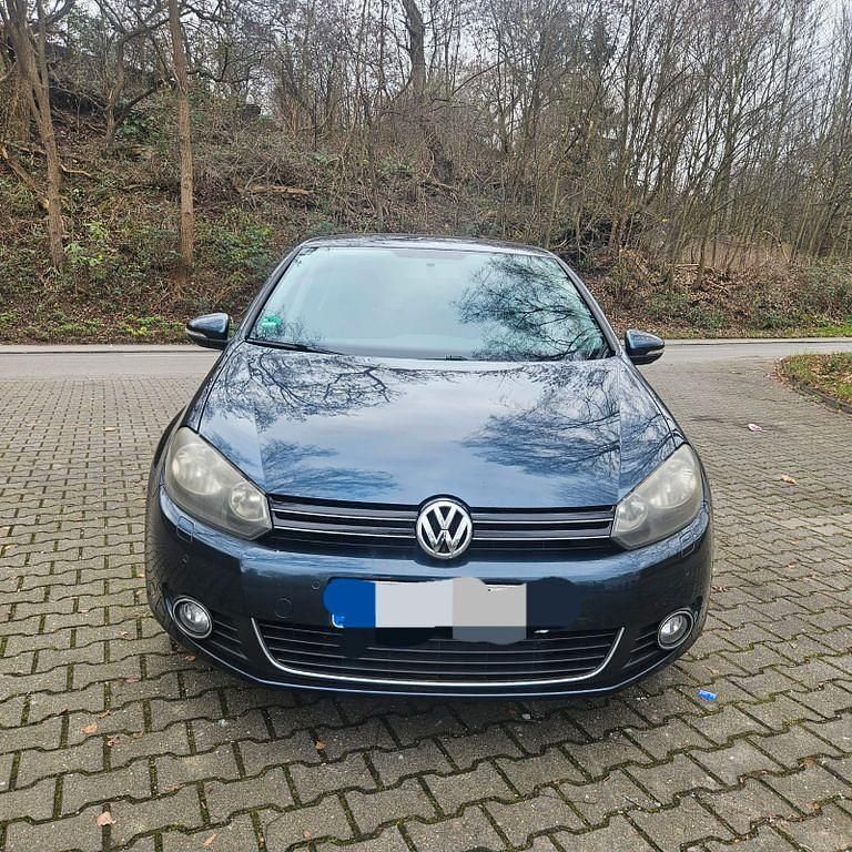 Blau Gebraucht 2009 VW Golf Limousine | 3.890 € (Fairer Preis) - Bild 1/4