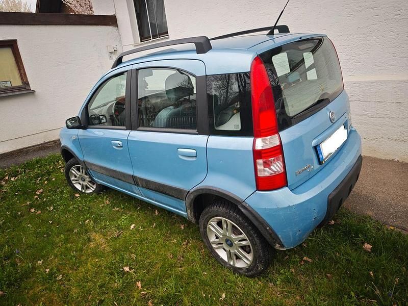 Gebraucht Fiat Panda 60 PS (44 kW) 2004 Blau Kleinwagen