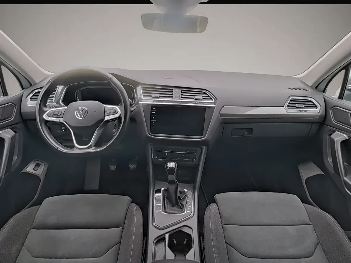 Gebraucht VW Tiguan Allspace Life 150 PS (110 kW) 2022 Weiß SUV