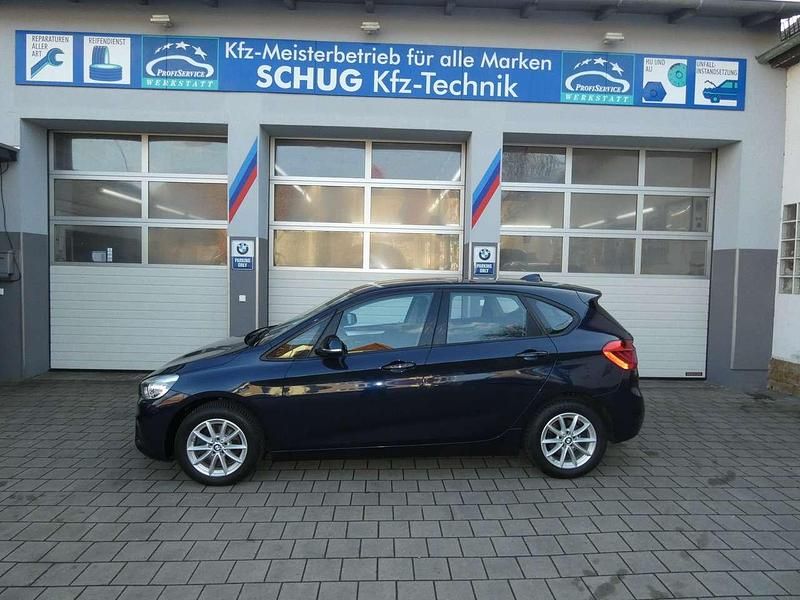 Gebraucht BMW 218 Advantage 150 PS (110 kW) 2015 Imperialblau brillanteffekt Van / Kleinbus