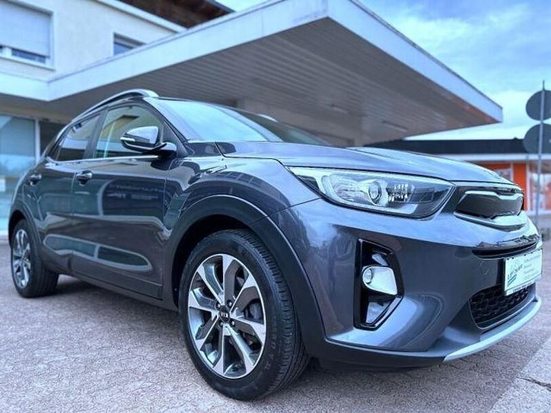 Gebraucht Kia Stonic 99 PS (72 kW) 2018 Grau SUV