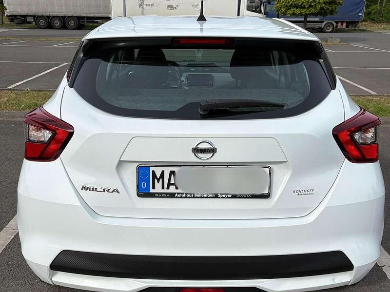 Gebraucht Nissan Micra 71 PS (52 kW) 2017 Weiß Kleinwagen