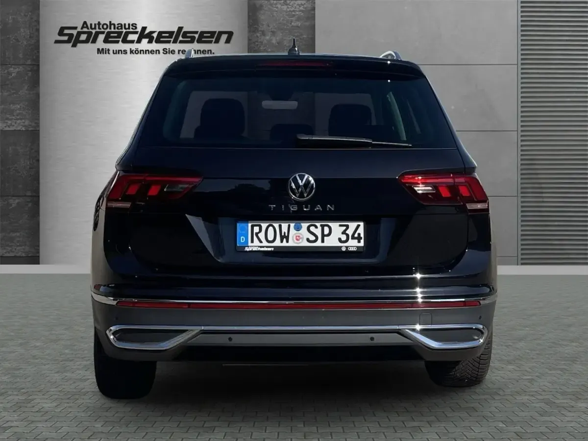 Gebraucht VW Tiguan Elegance 150 PS (110 kW) 2024 Schwarz SUV