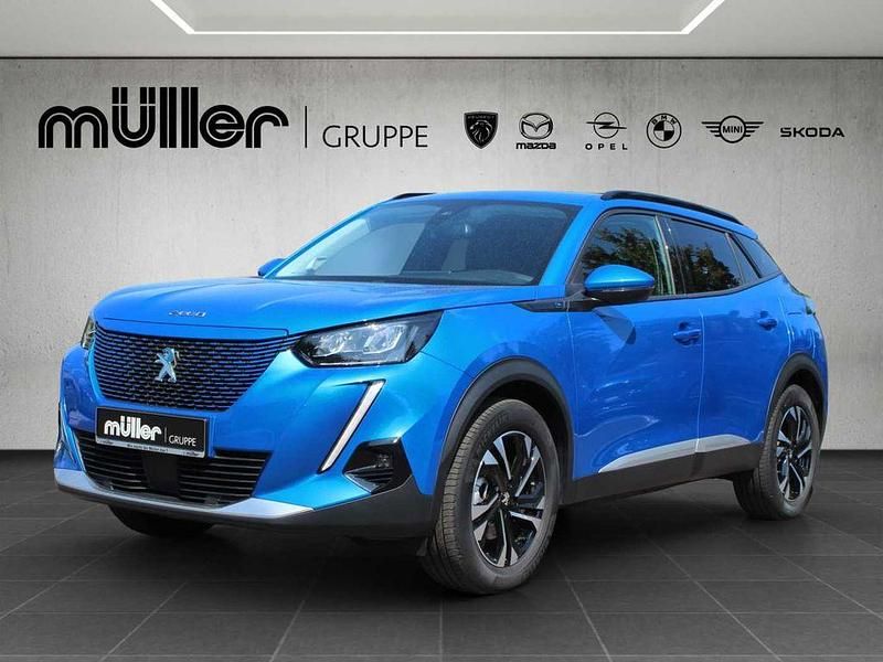 Blau Gebraucht 2021 Peugeot e-2008 Allure SUV | 15.990 € (Superpreis) - Bild 1/4