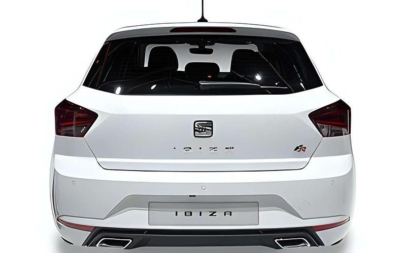 Neu Seat Ibiza FR 116 PS (85 kW) 2025 Wählbar (bei metallic +) Limousine