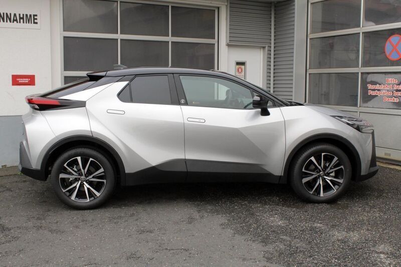 Gebraucht Toyota C-HR Team 197 PS (144 kW) 2024 Grau SUV