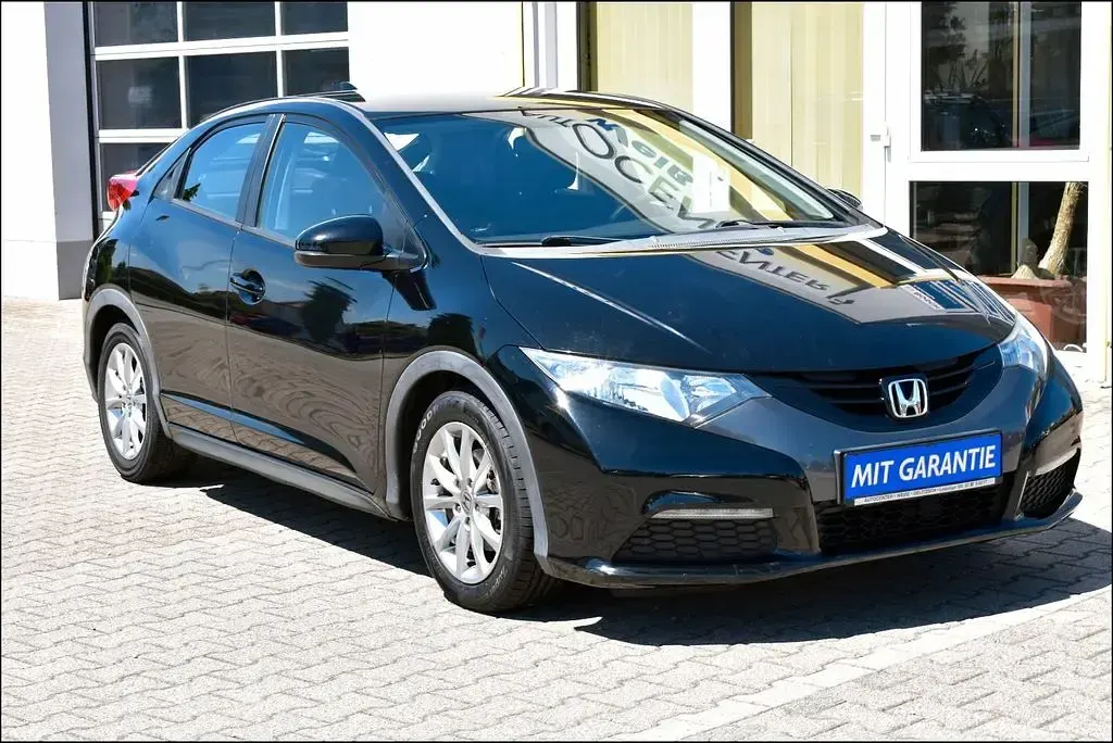 Gebraucht Honda Civic Comfort 99 PS (72 kW) 2013 Schwarz Limousine