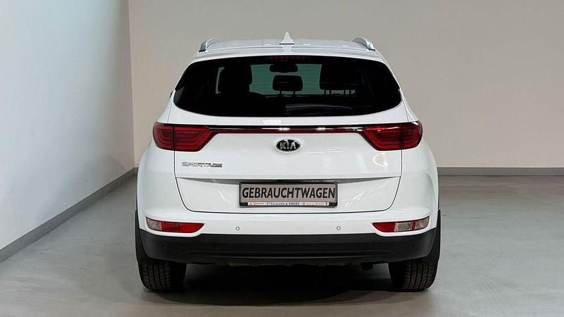 Gebraucht Kia Sportage Vision 132 PS (97 kW) 2017 Weiß SUV