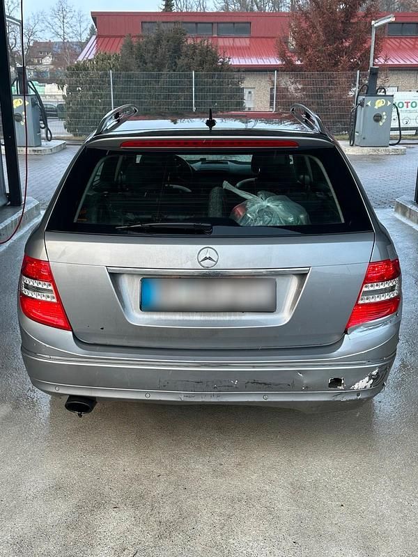 Gebraucht Mercedes C250 204 PS (150 kW) 2009 Grau Kombi