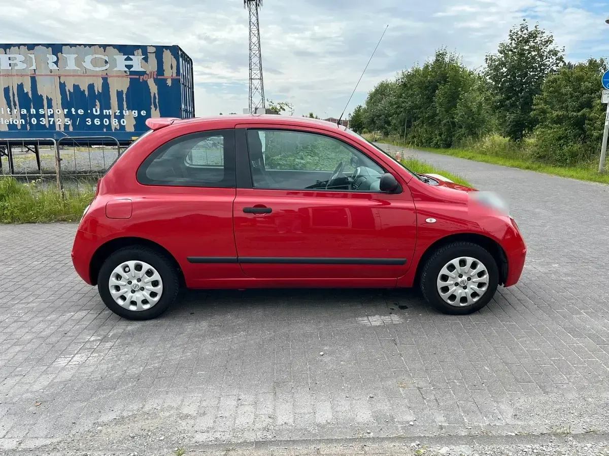 Gebraucht Nissan Micra 65 PS (47 kW) 2009 Rot Kleinwagen