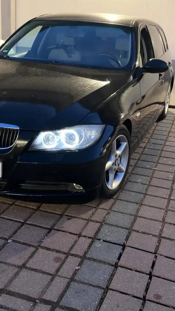 Second-hand BMW 320 170 CP (125 kW) 2008 Negru Break