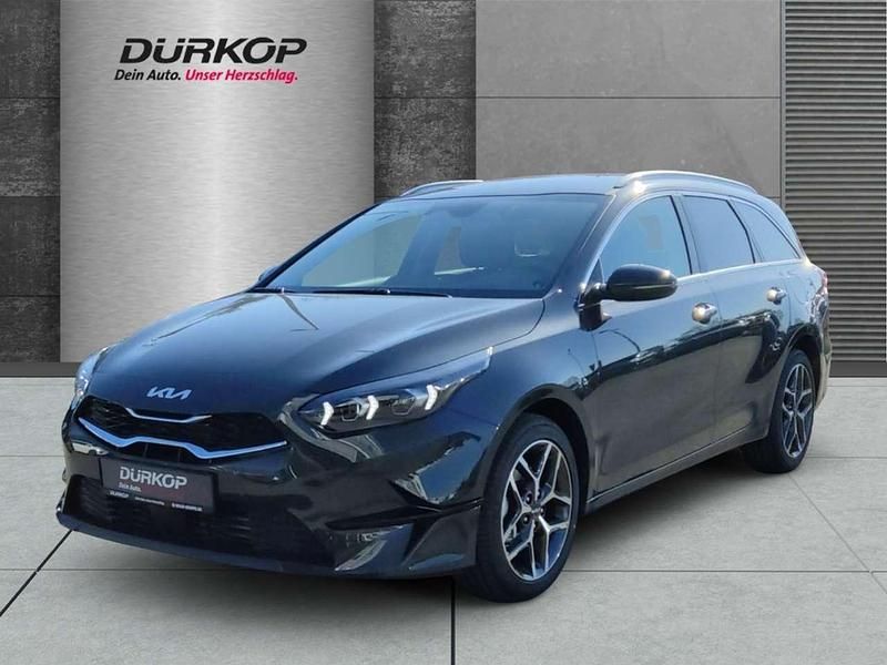 (h8g) dark penta metal m Neu 2025 Kia Ceed Sportswagon Style Kombi | 26.950 € - Bild 1/4