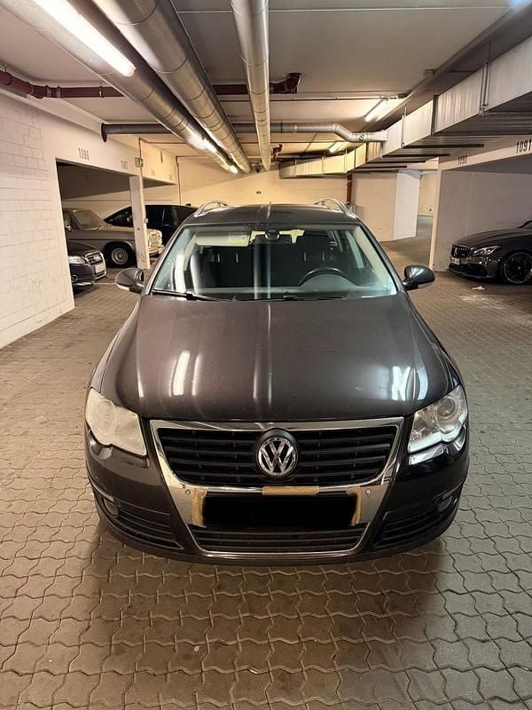 Schwarz Gebraucht 2008 VW Passat Kombi | 1.450 € (Superpreis) - Bild 1/4