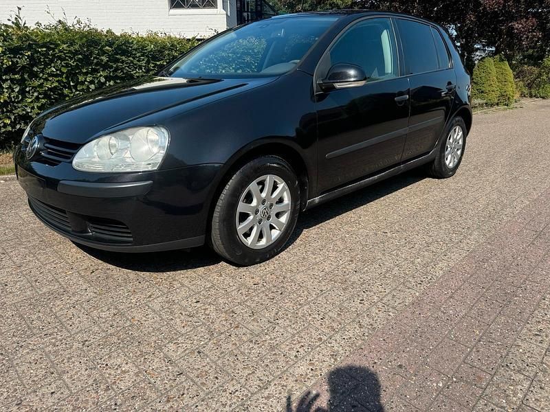 Schwarz Gebraucht 2004 VW Golf V Limousine | 2.199 € (Teuer) - Bild 1/4