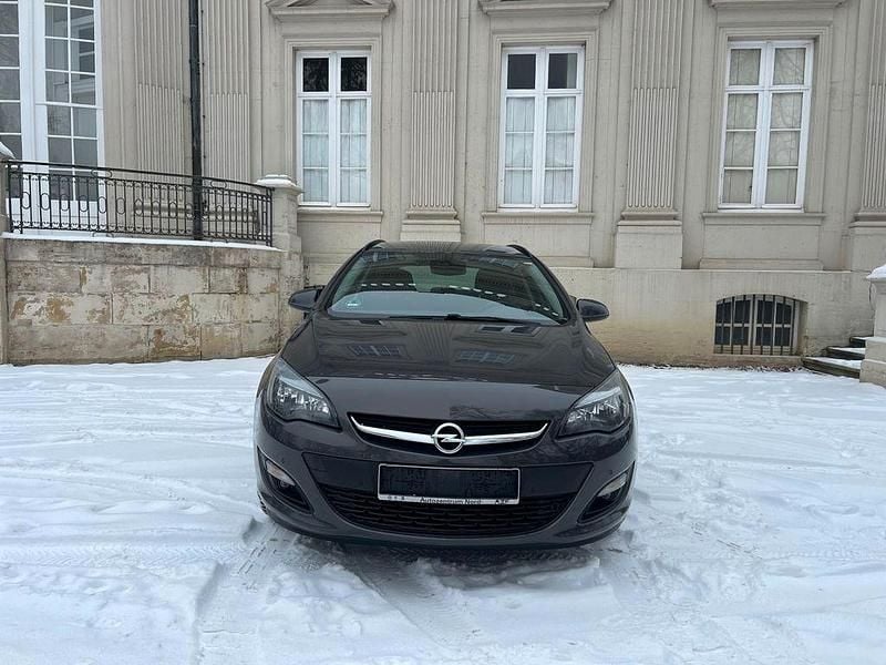 Gebraucht Opel Astra Style 110 PS (80 kW) 2016 Grau Limousine