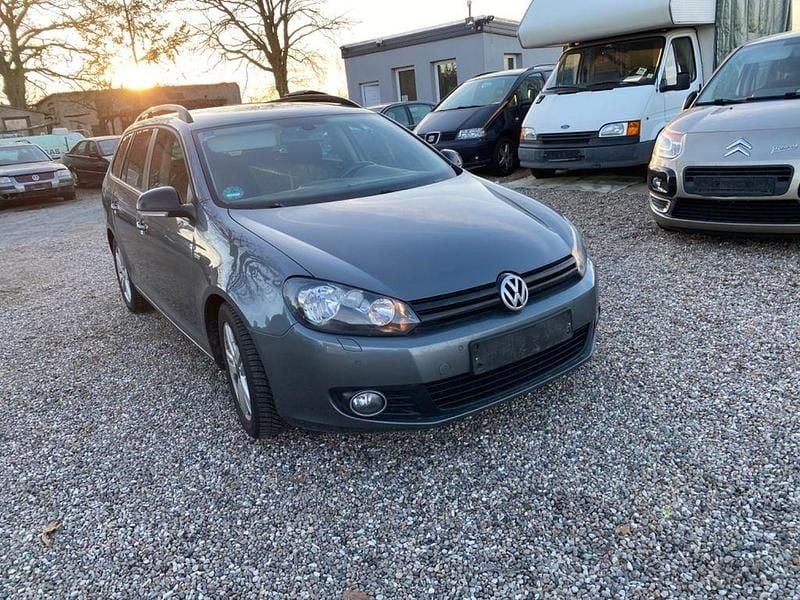 Gebraucht VW Golf VI Match 105 PS (77 kW) 2012 Grau Kleinwagen