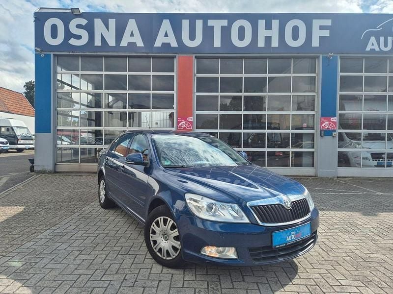 Blau Gebraucht 2009 Skoda Octavia Ambiente Limousine | 7.999 € (Etwas zu teuer) - Bild 1/4