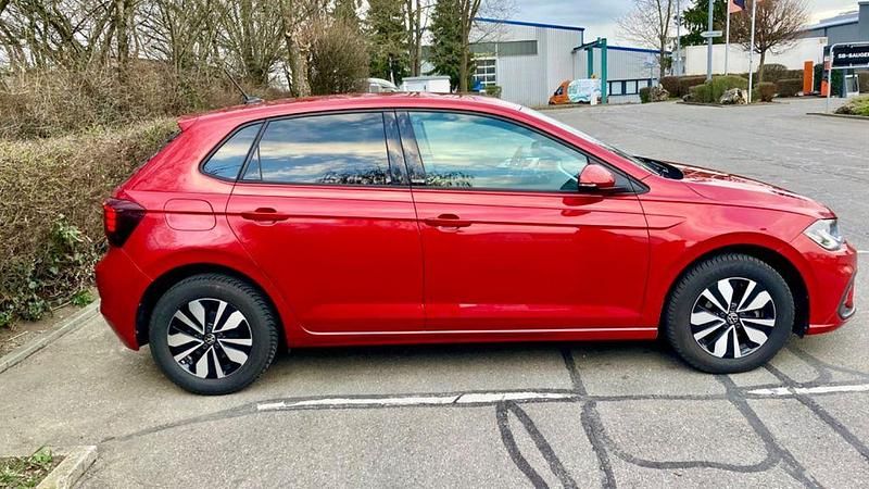 Gebraucht VW Polo Move 95 PS (69 kW) 2024 Rot Kleinwagen
