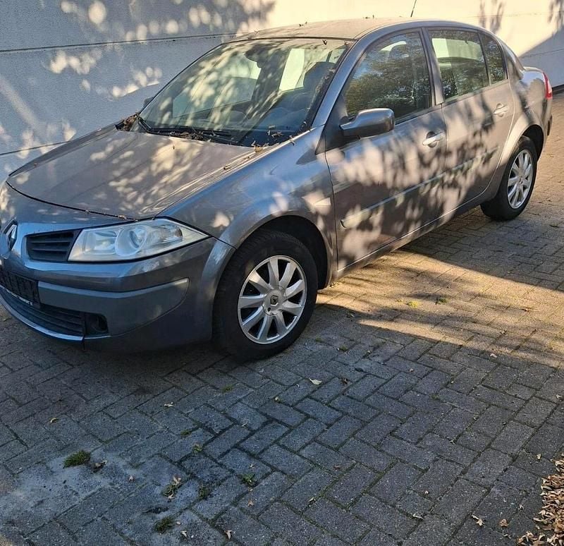Gebraucht 2008 Renault Mégane III Limousine | 2.750 € (Fairer Preis) - Bild 1/4