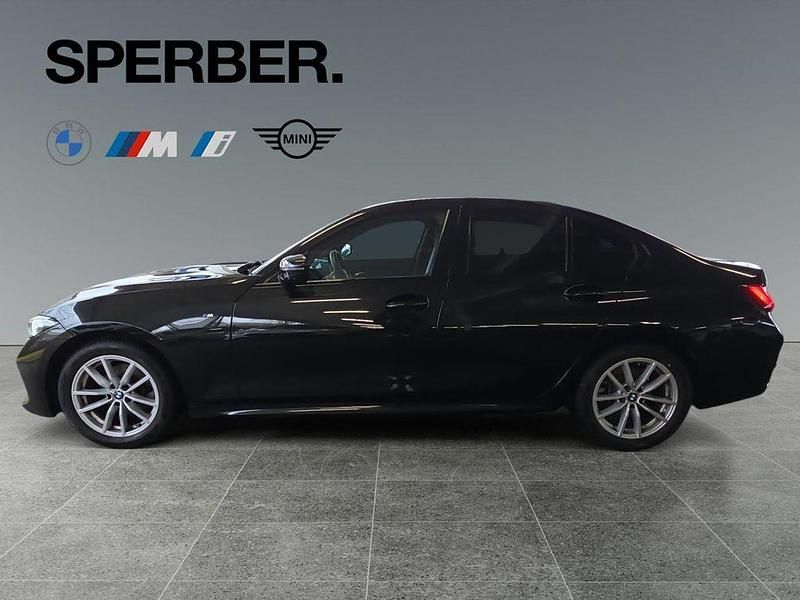 Gebraucht BMW 320 Performance 184 PS (135 kW) 2025 Schwarz Limousine