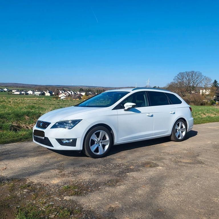 Usado Seat Leon ST FR 150 HP (110 kW) 2015 Branco Carrinha