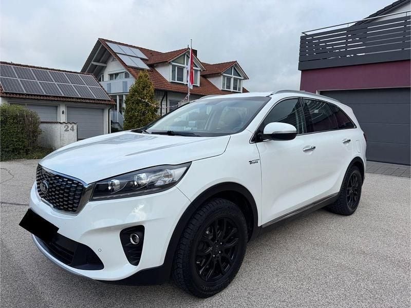 Weiß Gebraucht 2019 Kia Sorento SUV | 15.999 € (Guter Preis) - Bild 1/4
