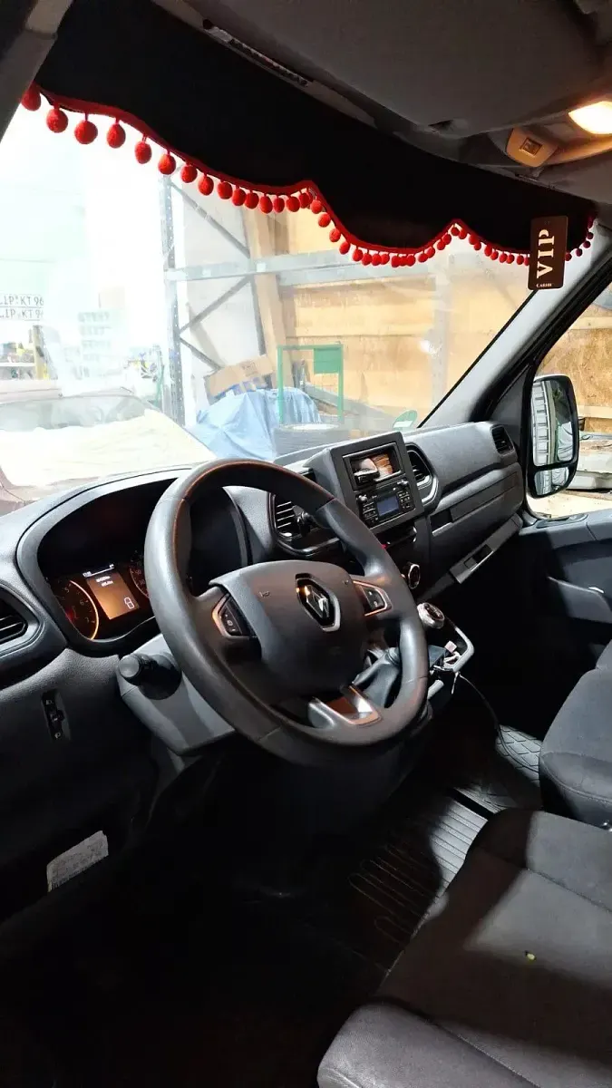 Occasion Renault Master 170 ch (125 kW) 2022 Gris Monospace