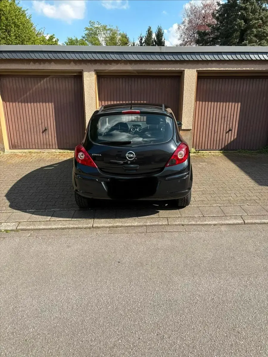 Gebraucht Opel Corsa 101 PS (74 kW) 2013 Schwarz Kleinwagen