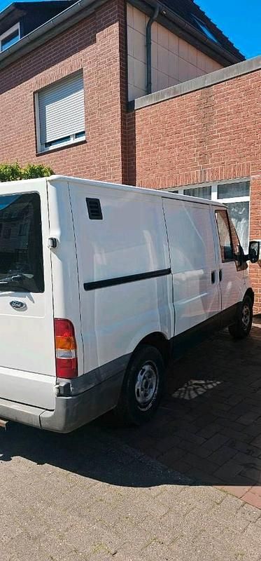 Second-hand Ford Transit 58 CP (42 kW) 2004 Alb Monovolum