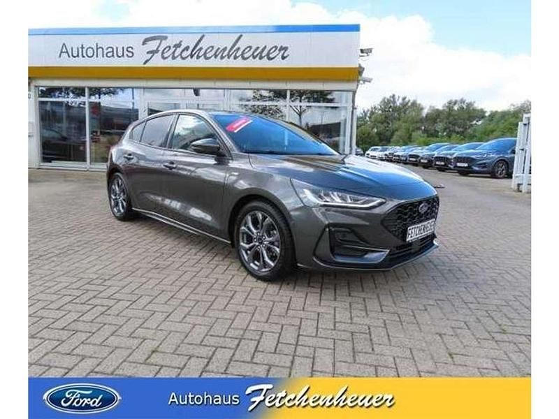Magneticgrau Gebraucht 2024 Ford Focus ST-Line X Limousine | 25.950 € (Fairer Preis) - Bild 1/4