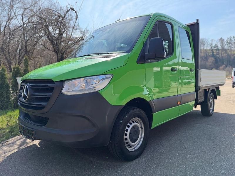 Gebraucht Mercedes Sprinter 163 PS (119 kW) 2018 Grün Van