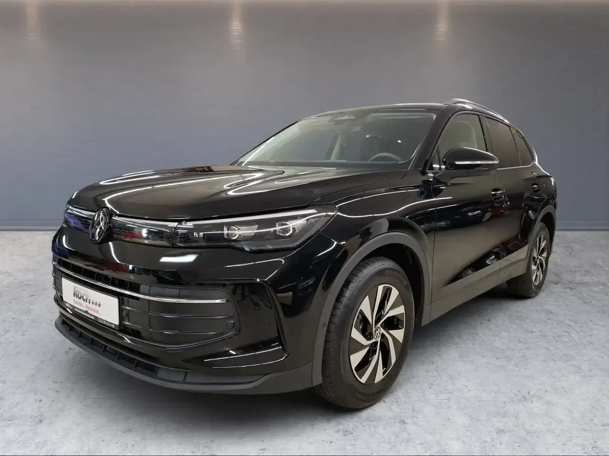 Neu VW Tiguan Life 150 PS (110 kW) 2025 Grau SUV