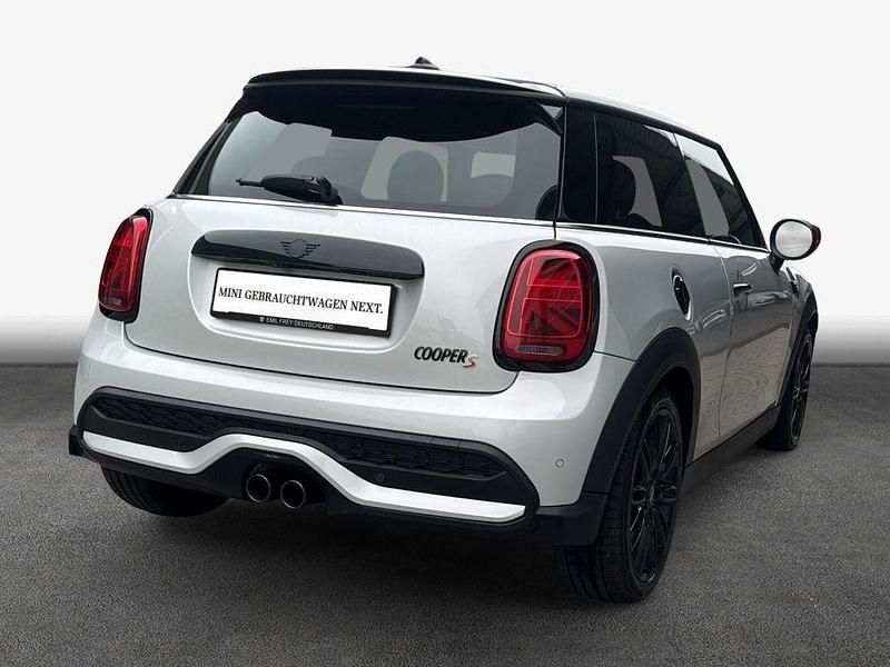 Gebraucht Mini Cooper S Classic 178 PS (130 kW) 2022 Silber Kleinwagen