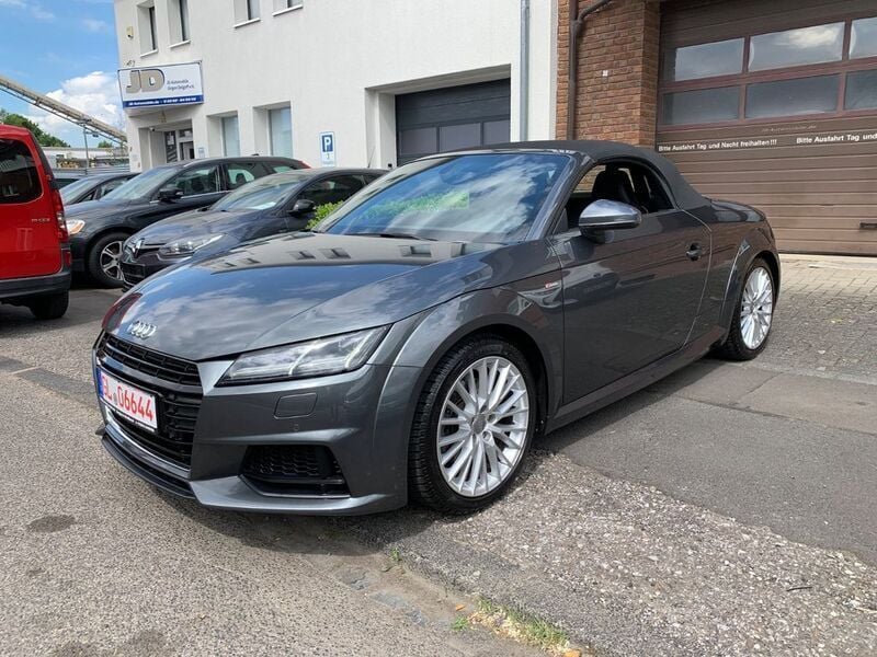 Grau Gebraucht 2017 Audi TT Roadster S-Line Cabrio | 28.450 € (Fairer Preis) - Bild 1/4