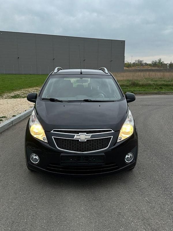 Second-hand Chevrolet Spark LS 82 CP (60 kW) 2012 Negru Hatchback