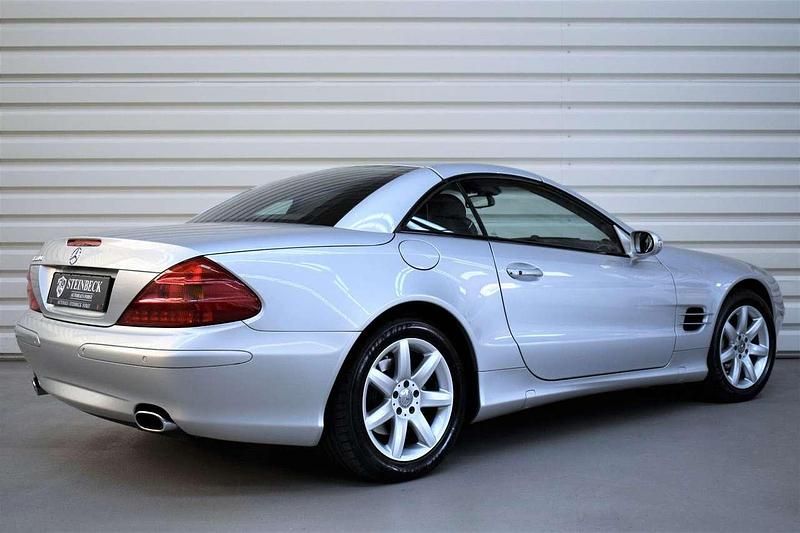 Gebraucht Mercedes SL500 306 PS (225 kW) 2002 Brillantsilber  metalliclack Cabrio