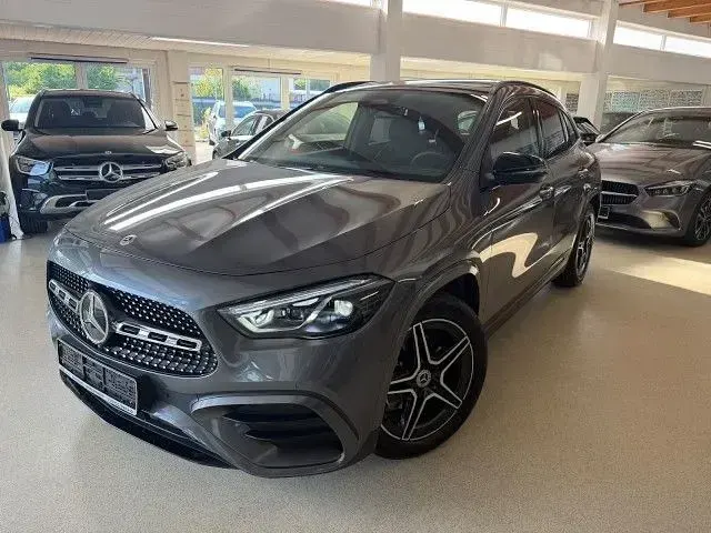 Gebraucht Mercedes GLA220 AMG 190 PS (139 kW) 2025 Grau SUV