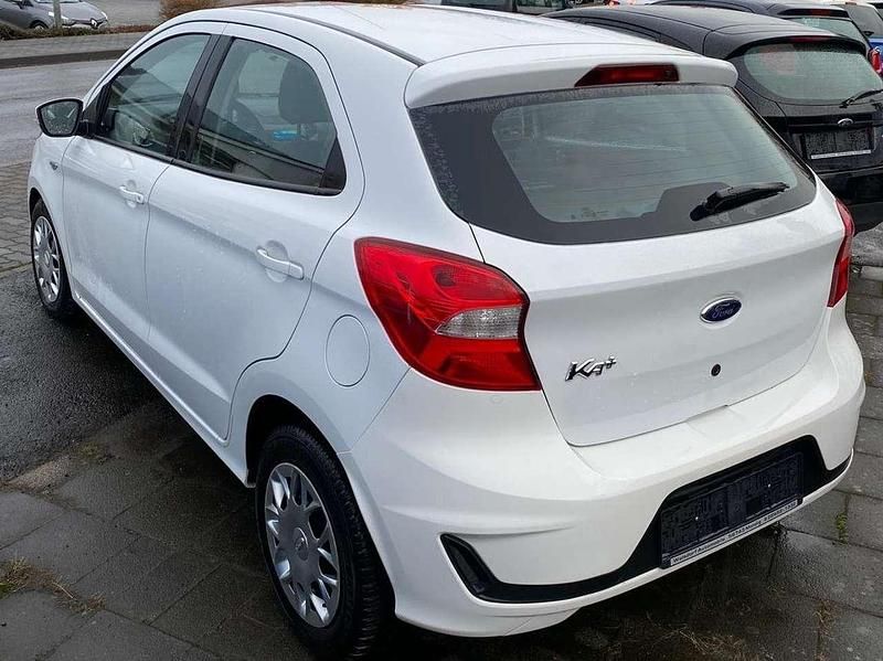 Second-hand Ford Ka Basis 71 CP (52 kW) 2018 Alb Hatchback