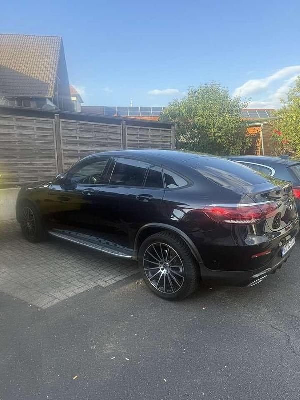 Gebraucht 2020 Mercedes GLC220 SUV | 36.500 € (Etwas zu teuer) - Bild 1/4