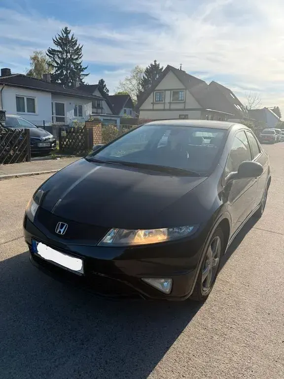 Gebraucht Honda Civic 99 PS (72 kW) 2010 Schwarz Limousine