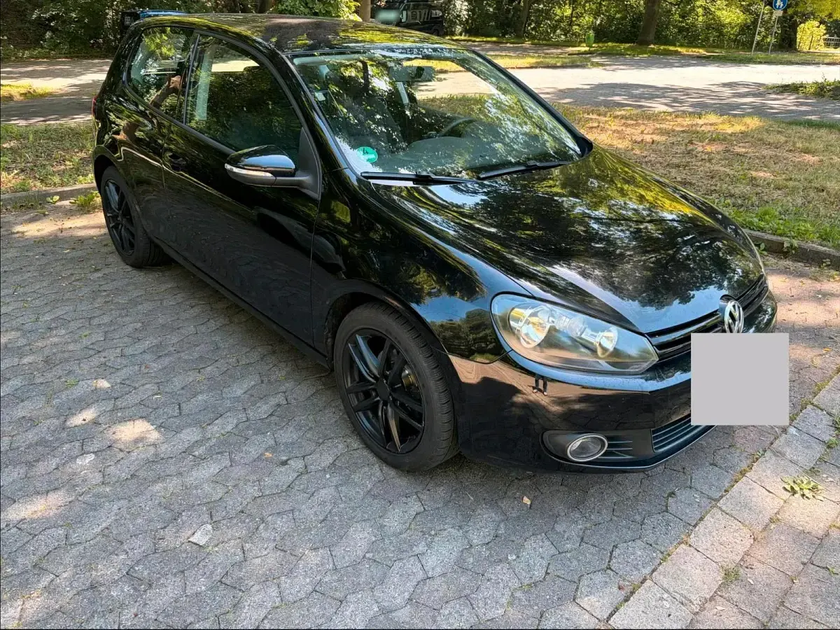Gebraucht VW Golf VI 80 PS (58 kW) 2010 Schwarz Kleinwagen
