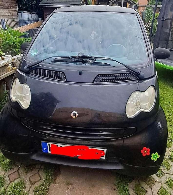 Schwarz Gebraucht 2004 Smart ForTwo Coupé Coupé | 2.200 € (Fairer Preis) - Bild 1/4