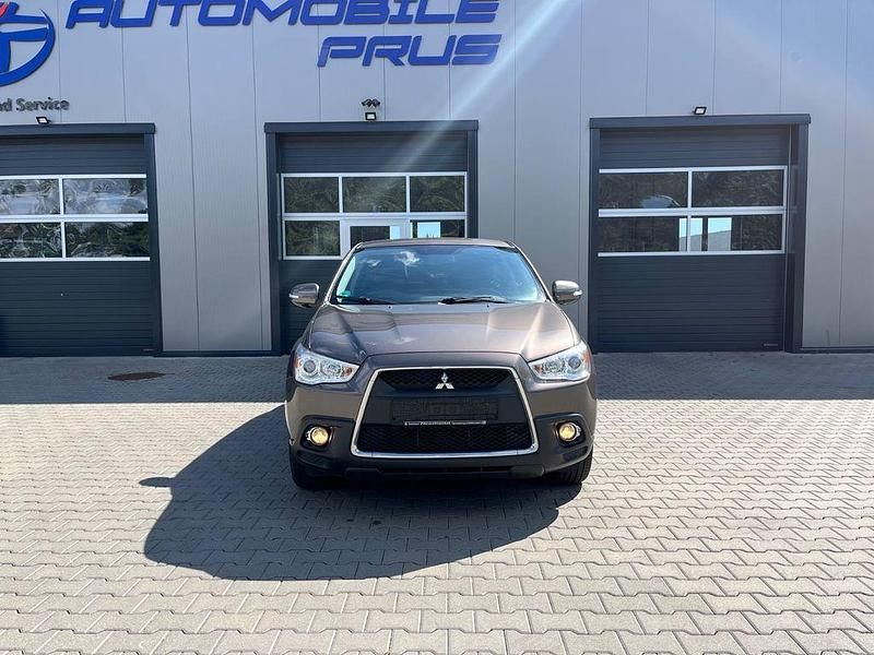 Braun Gebraucht 2012 Mitsubishi ASX Edition SUV | 4.399 € (Guter Preis) - Bild 1/4