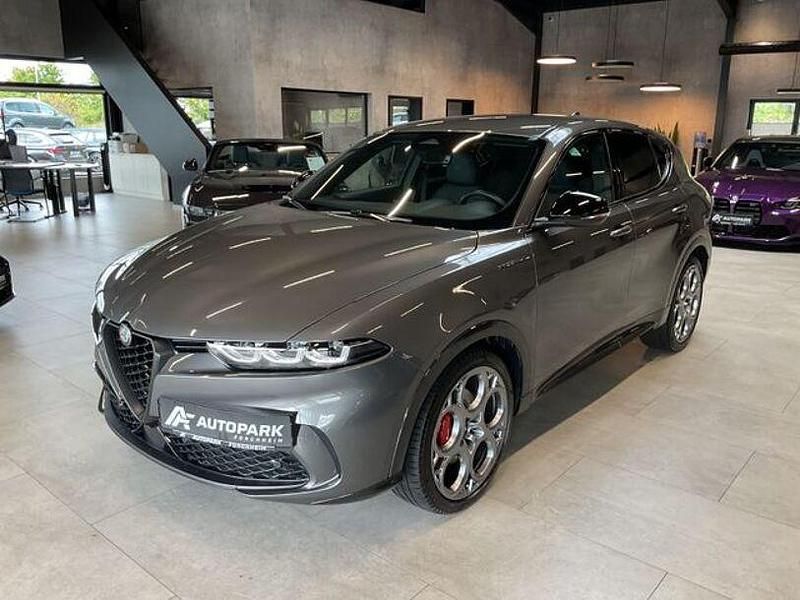 Grau Gebraucht 2022 Alfa Romeo Tonale Edizione Speciale SUV | 23.980 € (Superpreis) - Bild 1/4