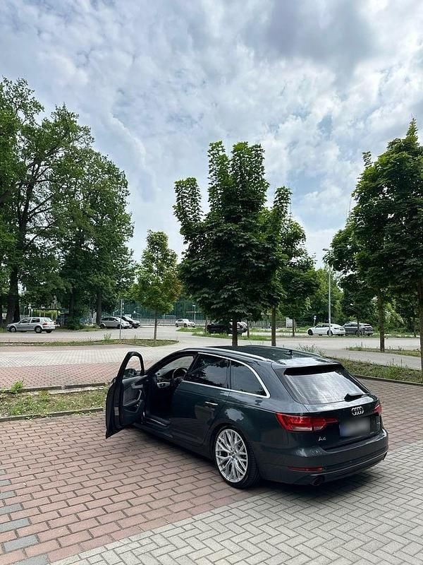 Usata Audi A4 Design 252 CV (185 kW) 2018 Grigio Station wagon