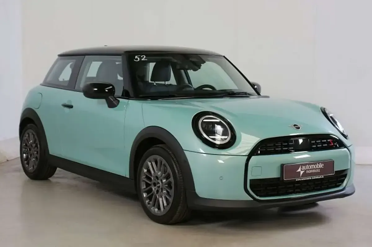Gebraucht Mini Cooper S Coupé Classic 204 PS (150 kW) 2024 Grün Coupé