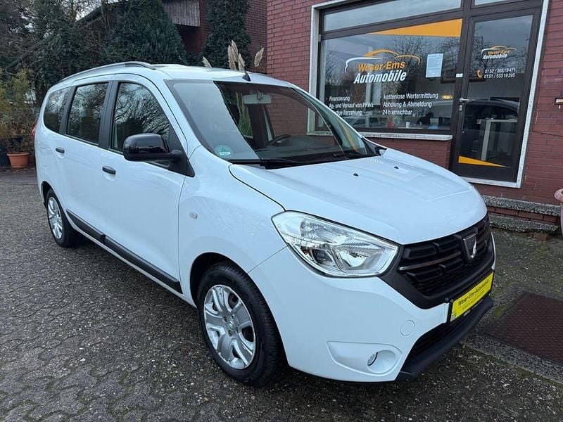 Gebraucht Dacia Lodgy 102 PS (75 kW) 2021 Weiß Van / Kleinbus