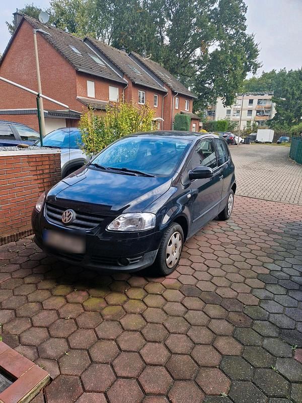 Schwarz Gebraucht 2005 VW Fox Kleinwagen | 600 € (Guter Preis) - Bild 1/4