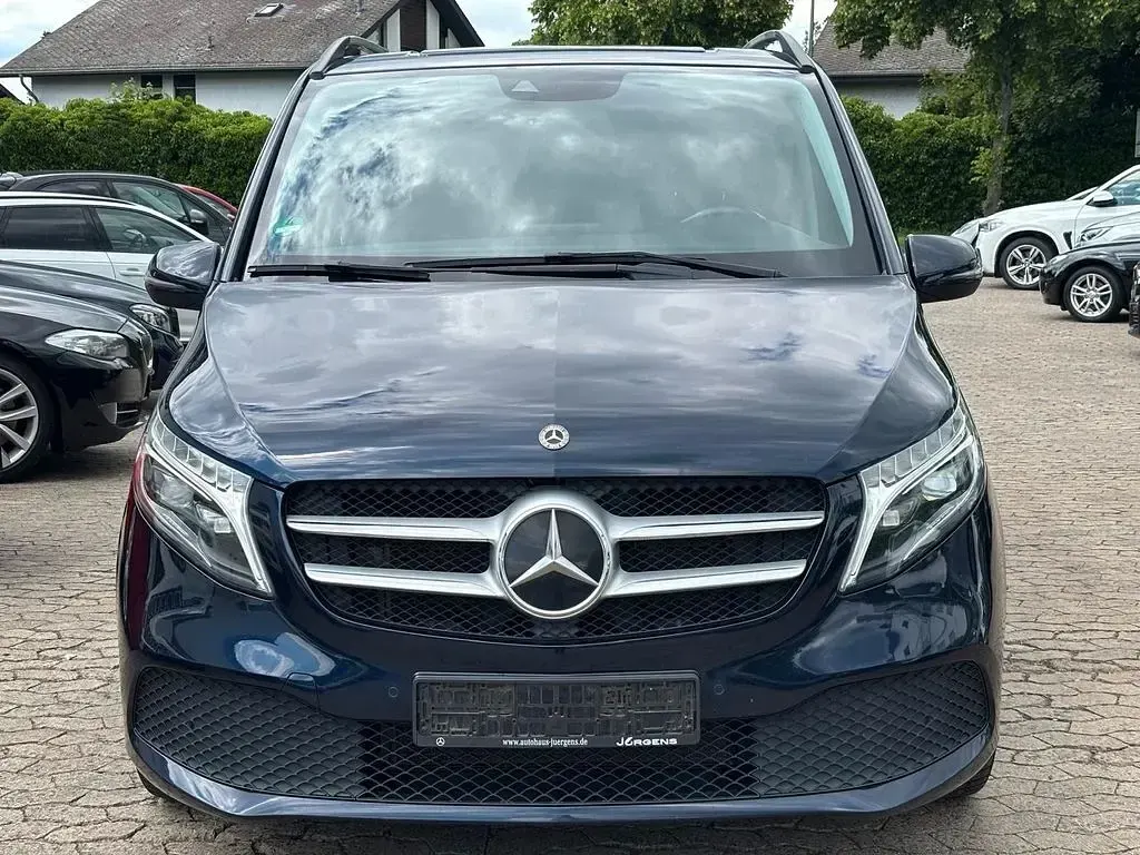 Gebraucht Mercedes V300 Edition 239 PS (175 kW) 2020 Blau Van / Kleinbus